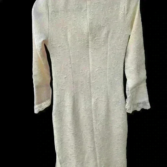 Cheongsam Wedding Dress - Picture 6 of 12